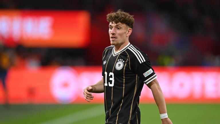 Fußballer Philipp Treu bei seinem DFB-Debüt gegen die Niederlande
