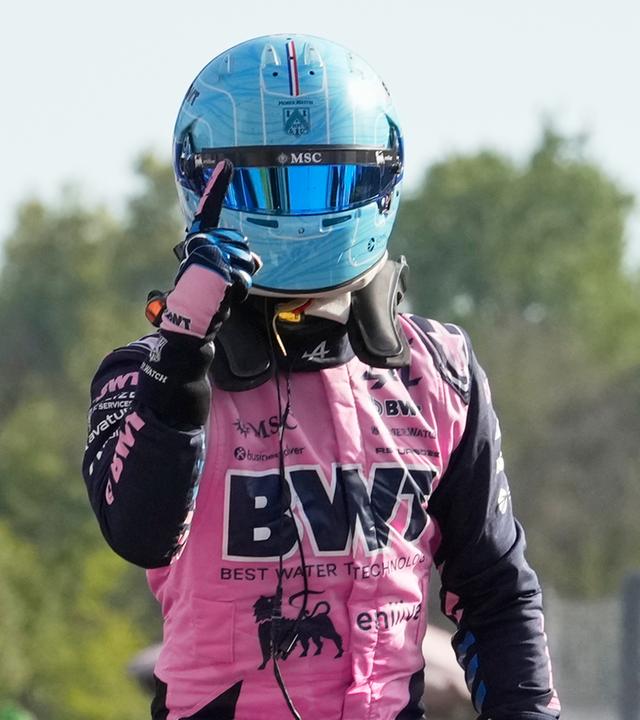 Der französische Alpine-Pilot Pierre Gasly feiert seine Pole-Position in Monza, Italien, am Samstag, dem 5. September 2026.