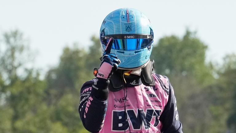 Der französische Alpine-Pilot Pierre Gasly feiert seine Pole-Position in Monza, Italien, am Samstag, dem 5. September 2026.