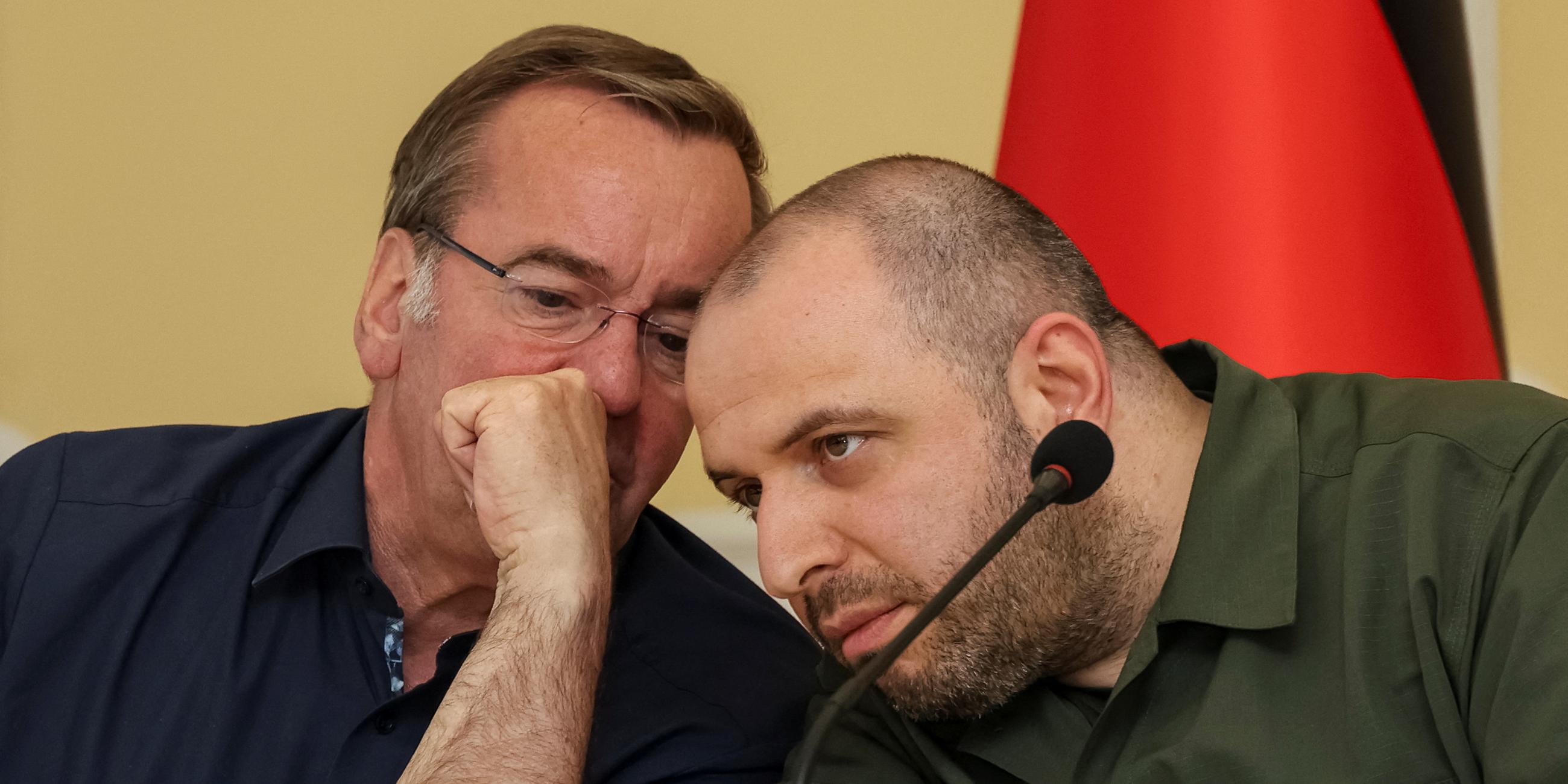 Ukraine's Defence Minister Rustem Umerov meets with German Defence Minister Boris Pistorius, amid Russia's attack on Ukraine, in Odesa, Ukraine May 30, 2024. 