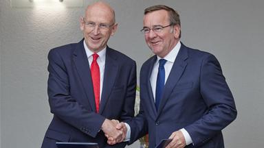 Bundesverteidigungsminister Boris Pistorius empfängt britischen Amtskollegen John Healey.
