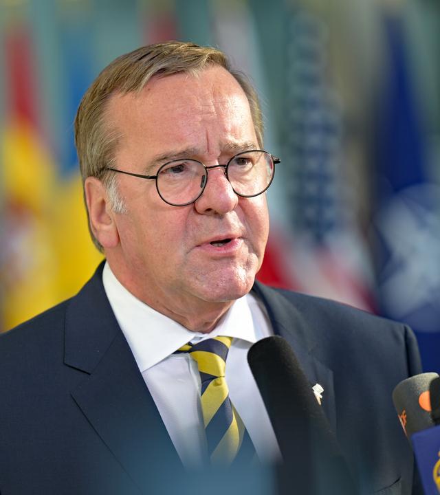 Verteidigungsminister Boris Pistorius auf dem Nato-Verteidigungsministertreffen in Brüssel