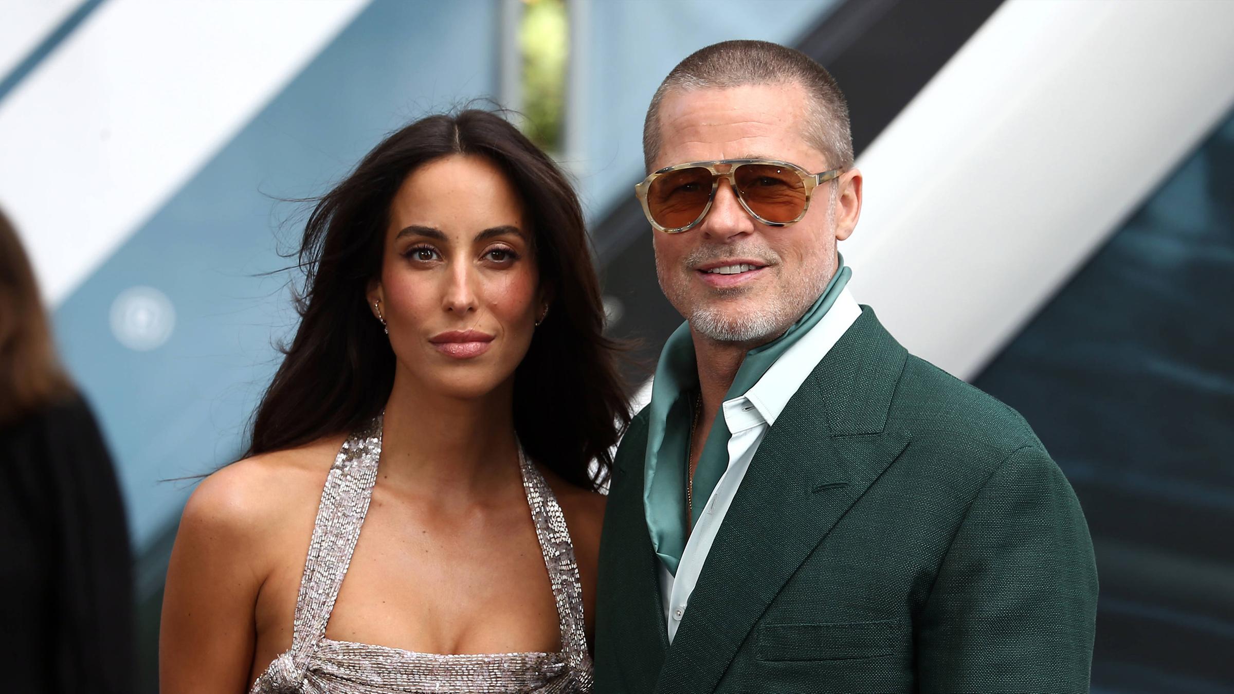Brad Pitt und Parnerin Ines de Ramon. 