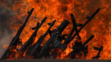 Brennende Waffen
