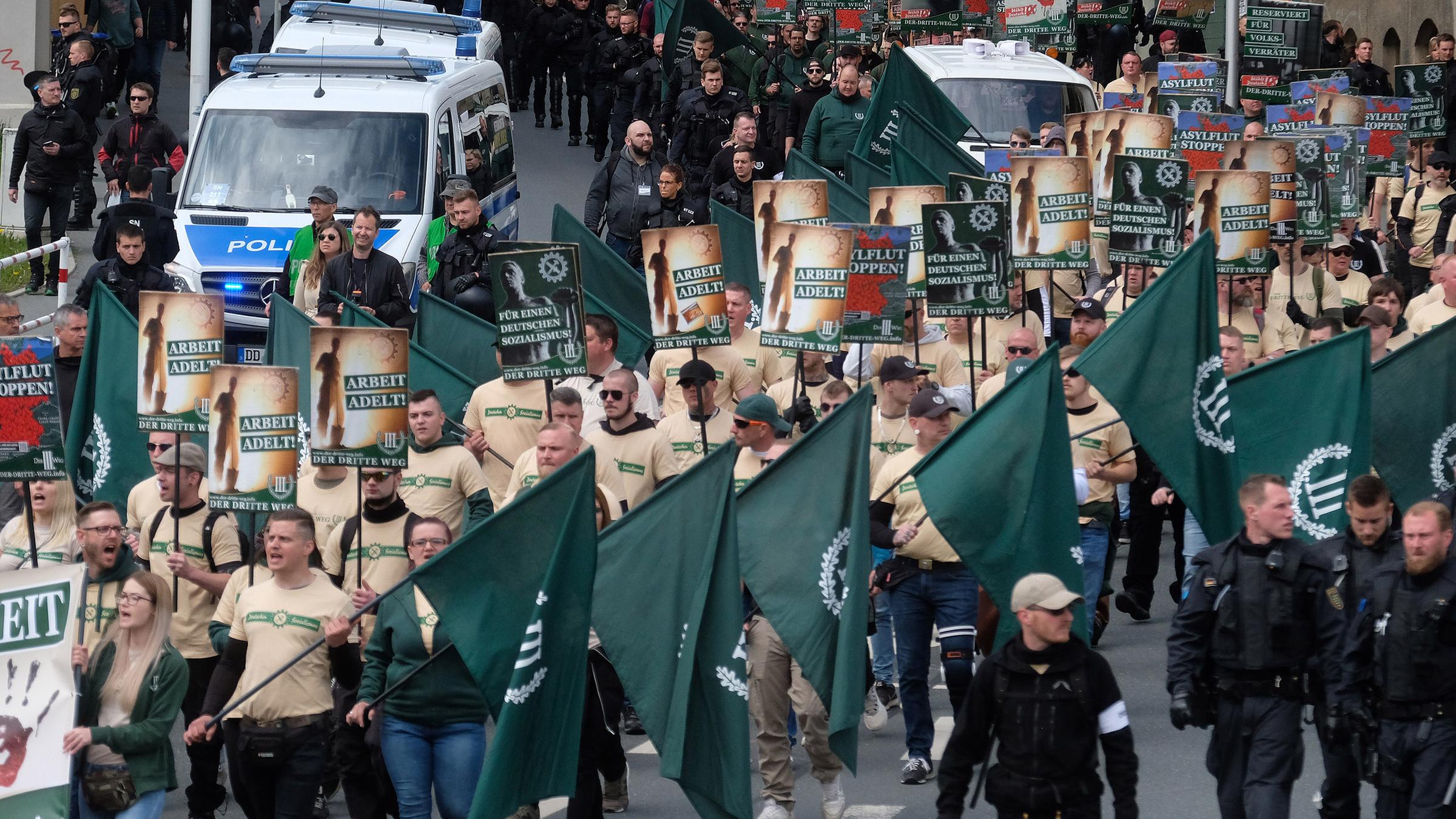 1. Mai-Demos: Plauen