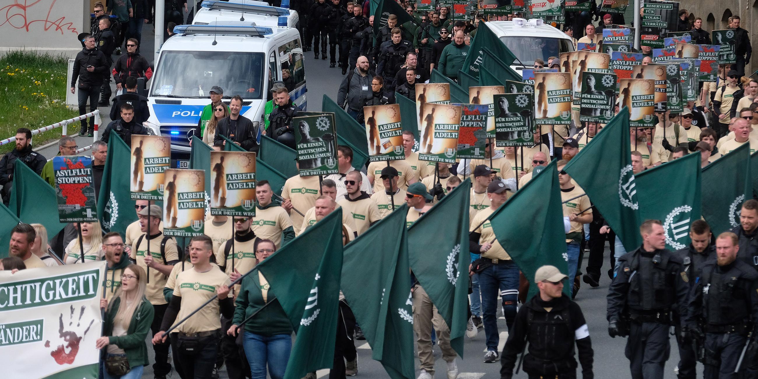 1. Mai-Demos: Plauen