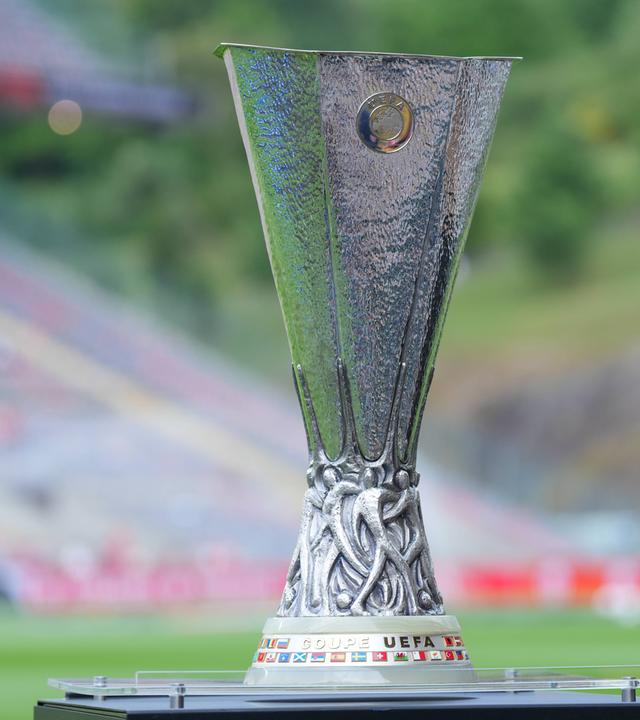 Der Pokal der UEFA Europa League am 30.04.2026.
