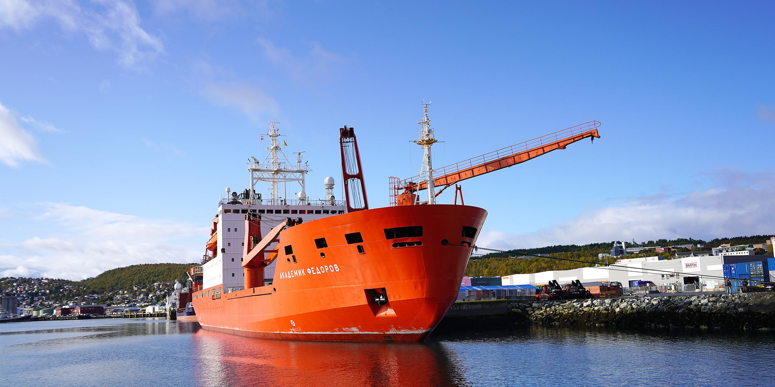Akademik Fedorow ist einer der zusätzlichen Eisbrecher, die Polarstern unterstützen werden und heute mit aufbrechen in die Arktis.