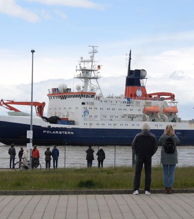 Bremerhaven: Die "Polarstern" ist nach einer Antarktis-Expedition zurück in Bremerhaven.