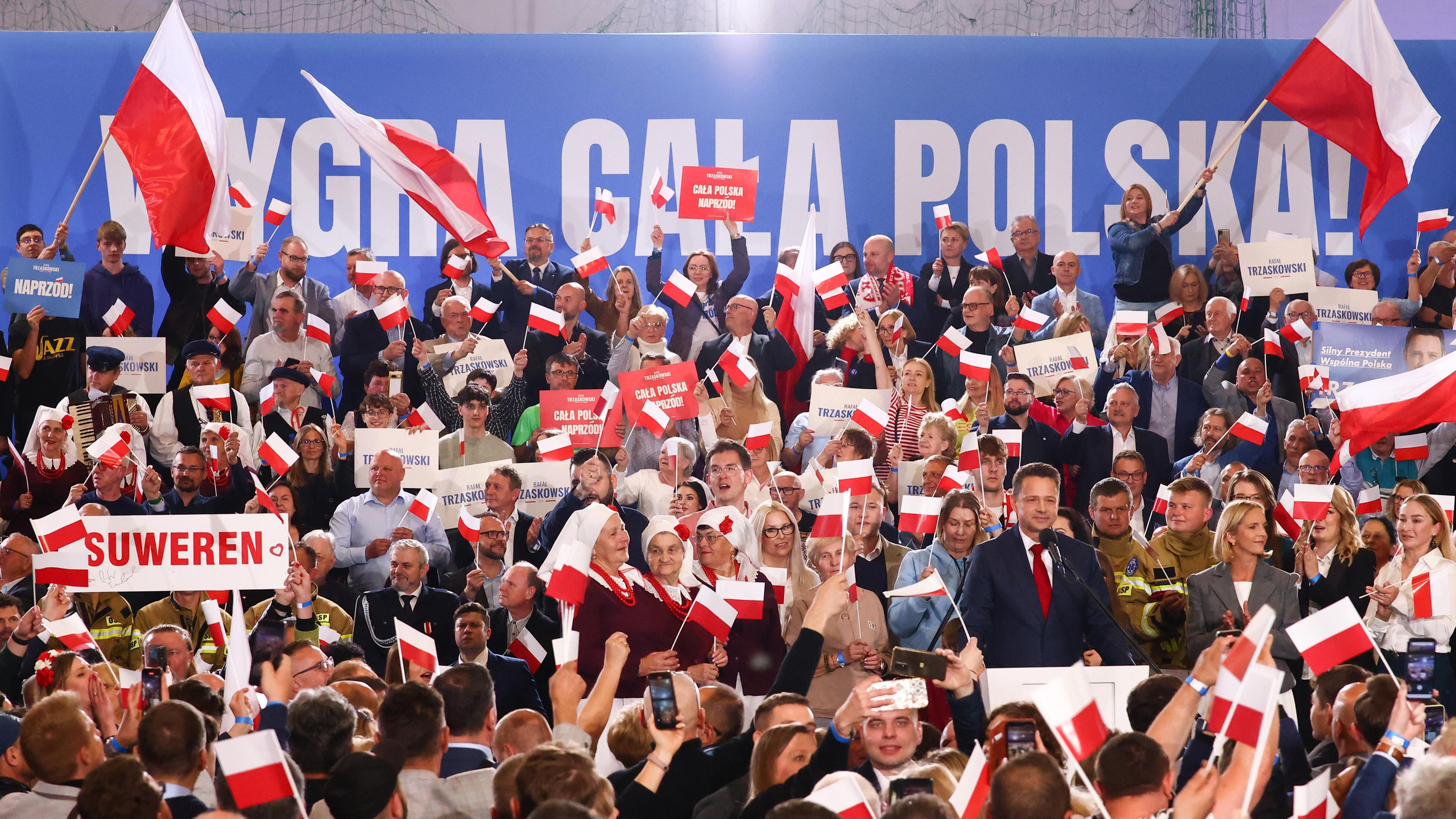 Trzaskoswki in der Wahlnacht in Sandomierz