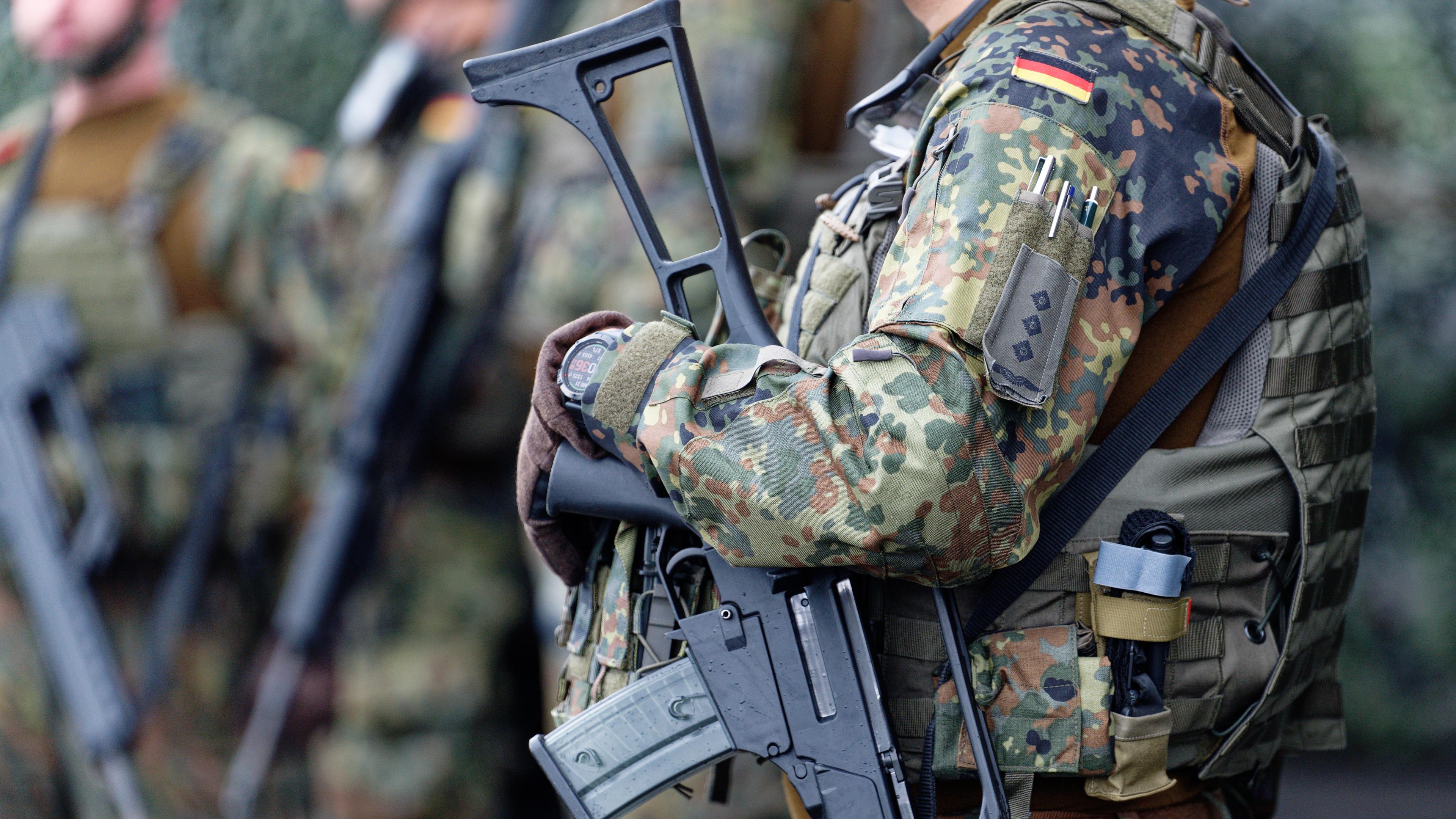 Mehrheit will mehr Geld für Verteidigung