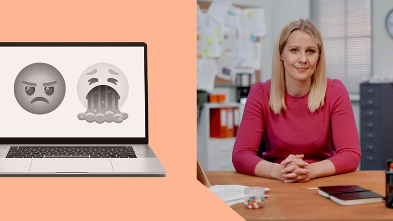 Hauptstadt-Korrespondentin Nicole Diekmann sitzt am Schreibtisch. 