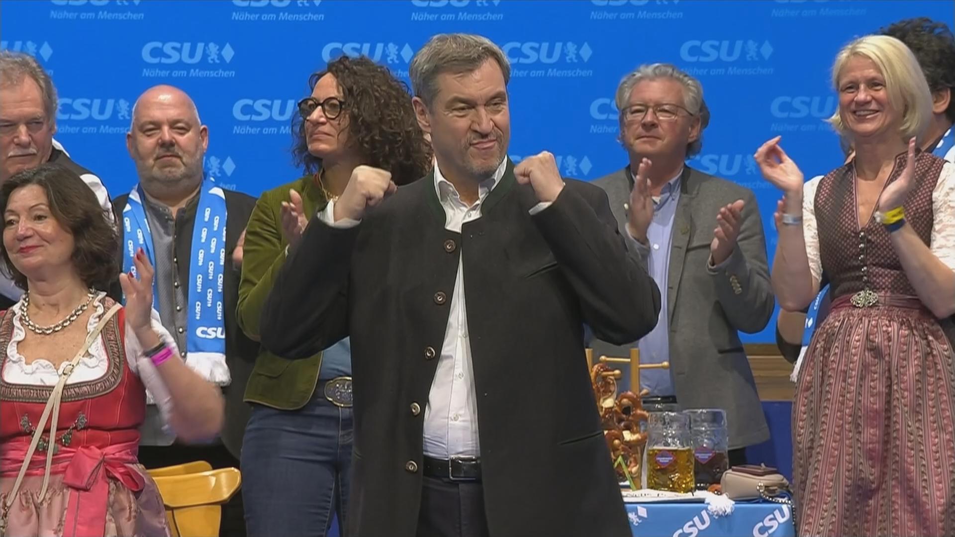 Markus Söder hält eine Rede beim politischen Aschermittwoch in Passau.