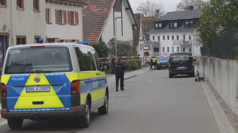 Polizei-Absperrung Axteingreifer