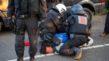 ZDFheute live zu Polizeigewalt in Deutschland