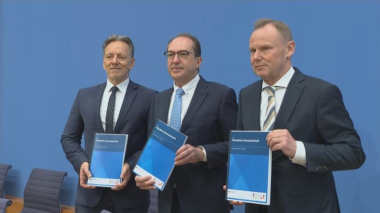 Pressekonferenz für die Vorstellung der Kriminalitätsstatistik