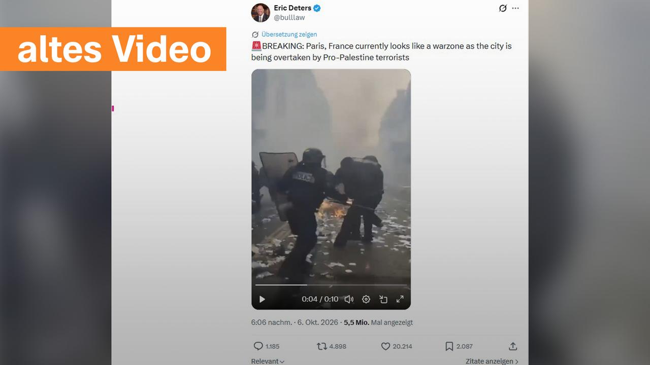 Polizisten bei einem Protest in Paris 2023.