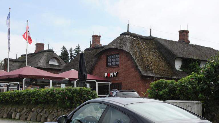 Archiv: Der "Pony" Club, fotografiert am 30.07.2011 in Kampen auf Sylt (Schleswig-Holstein). 