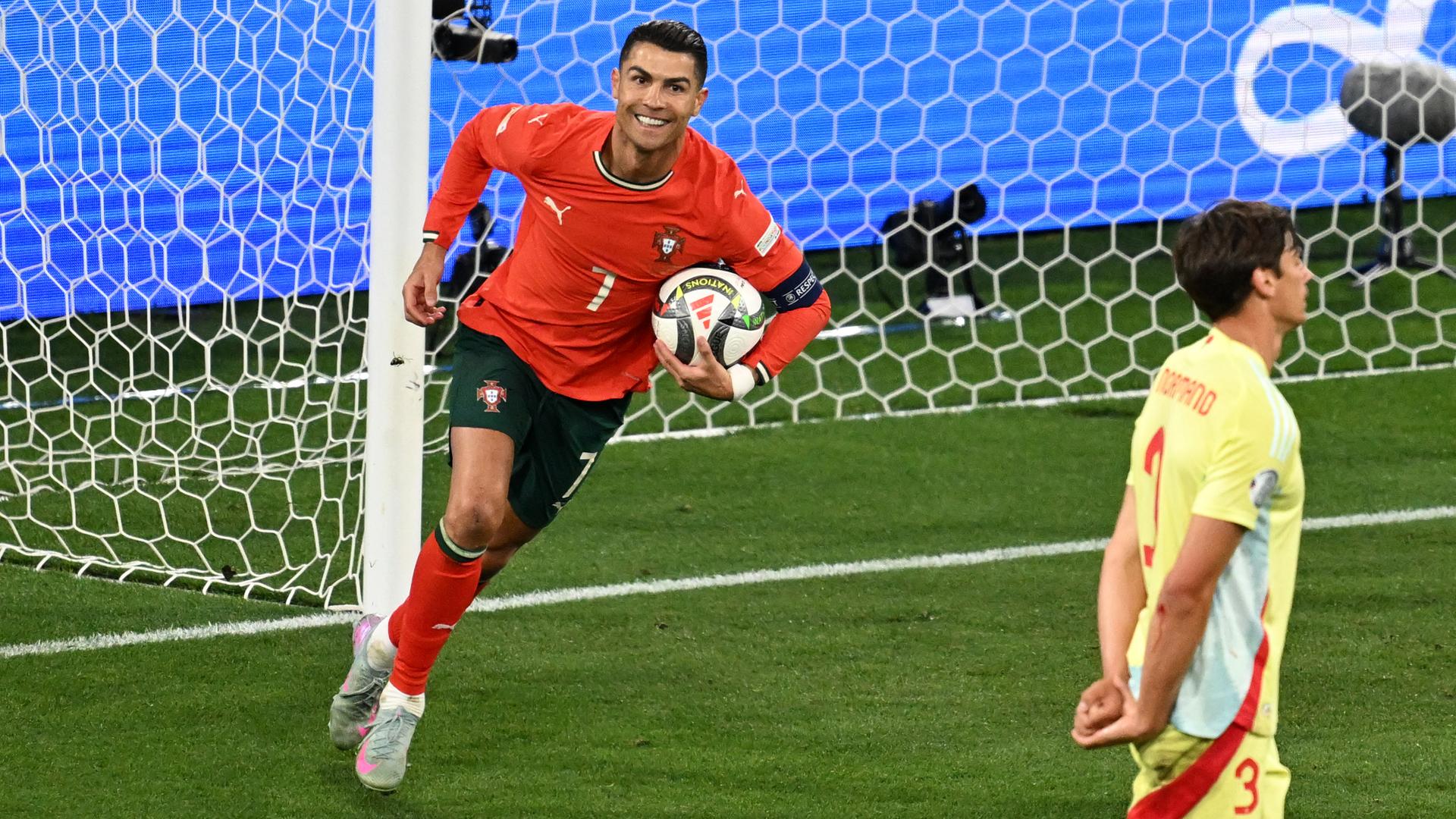 Portugals Cristiano Ronaldo bejubelt sein Tor zum 2:2 geen Spanien am 08.06.2025.