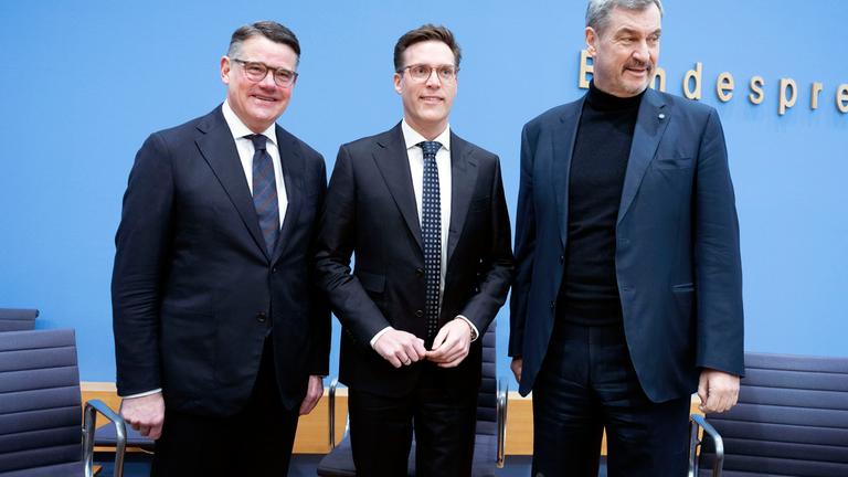 Boris Rhein, Manuel Hagel und Markus Söder bei der Bundespressekonferenz '3 Löwen Allianz' im Haus der Bundespressekonferenz. Berlin, 30.01.2026