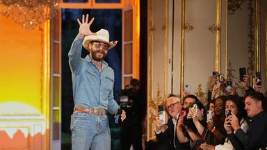 Rapper Post Malone: Fashionshow in Paris