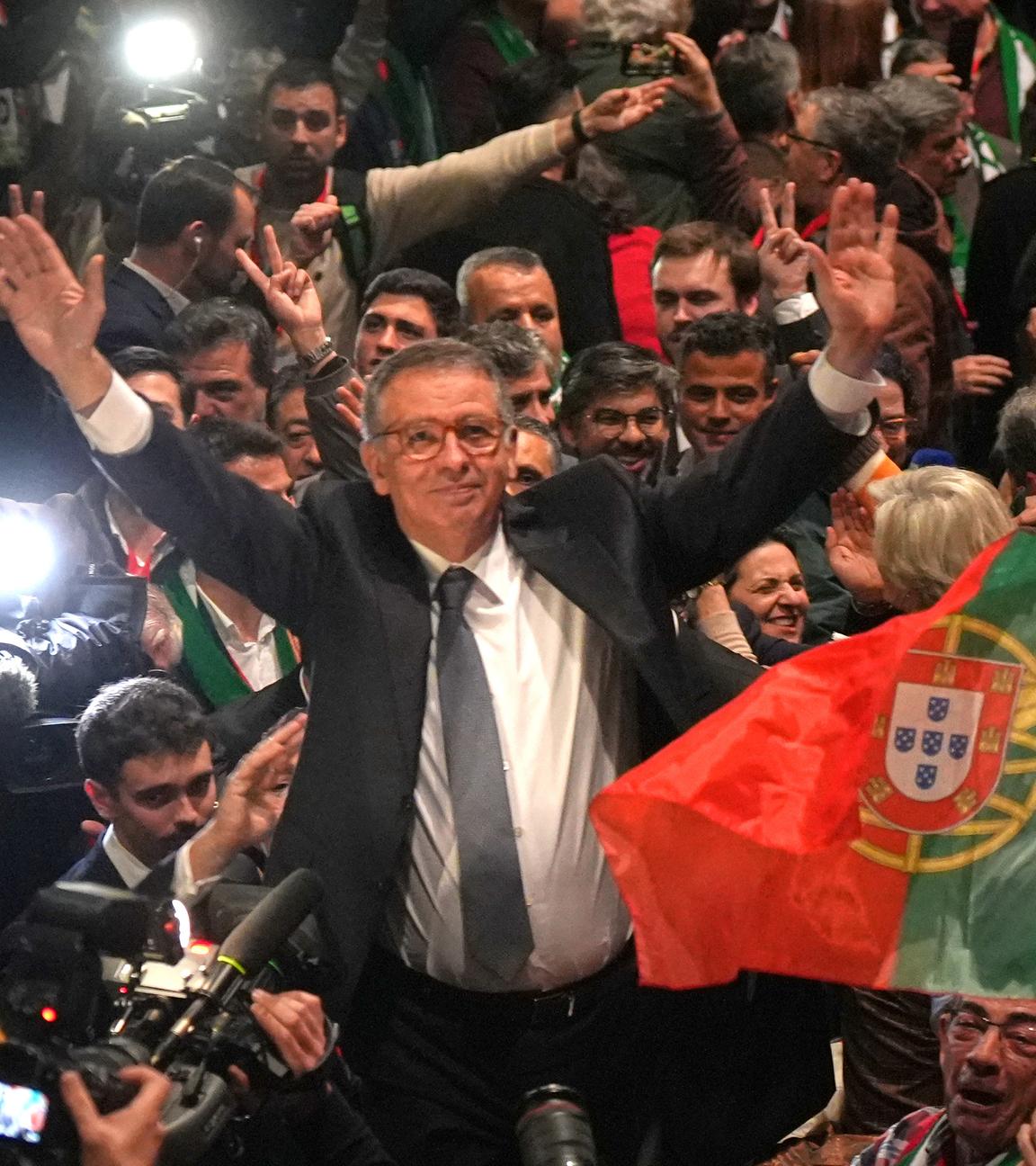 António José Seguro gewinnt die Präsidentschaftswahlen in Portugal. 