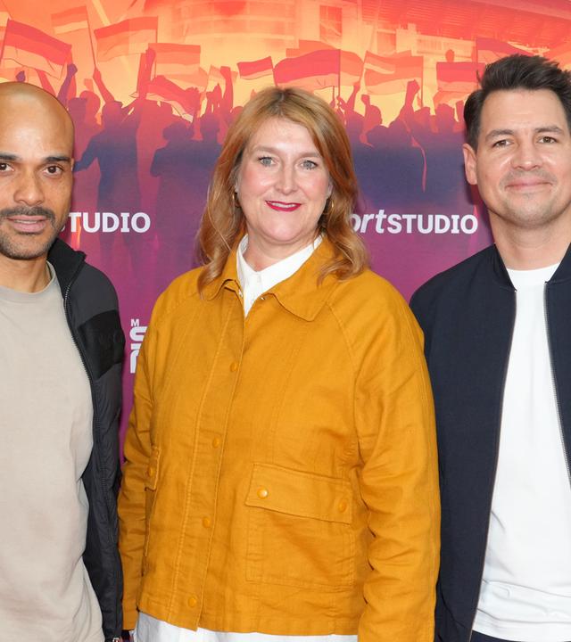 David Odonkor gemeinsam mit Autorin Simone Schillinger und Autor Florian Noethe bei der Premiere von MISSION SOMMERMÄRCHEN im Cinedom Köln