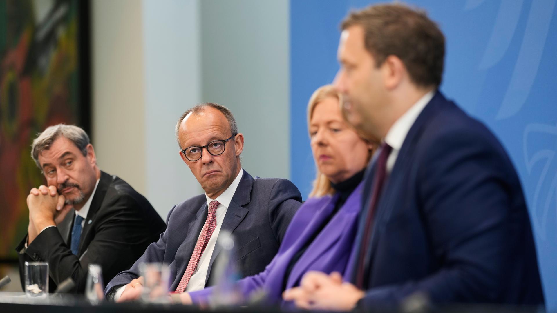 Pressekonferenz  der Bundesregierung: Markus Söder, Friedrich Merz, Bärbel Bas und Lars Klingbeil