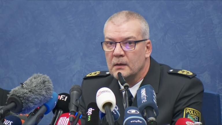 Pressekonferenz der Polizei in Magdeburg