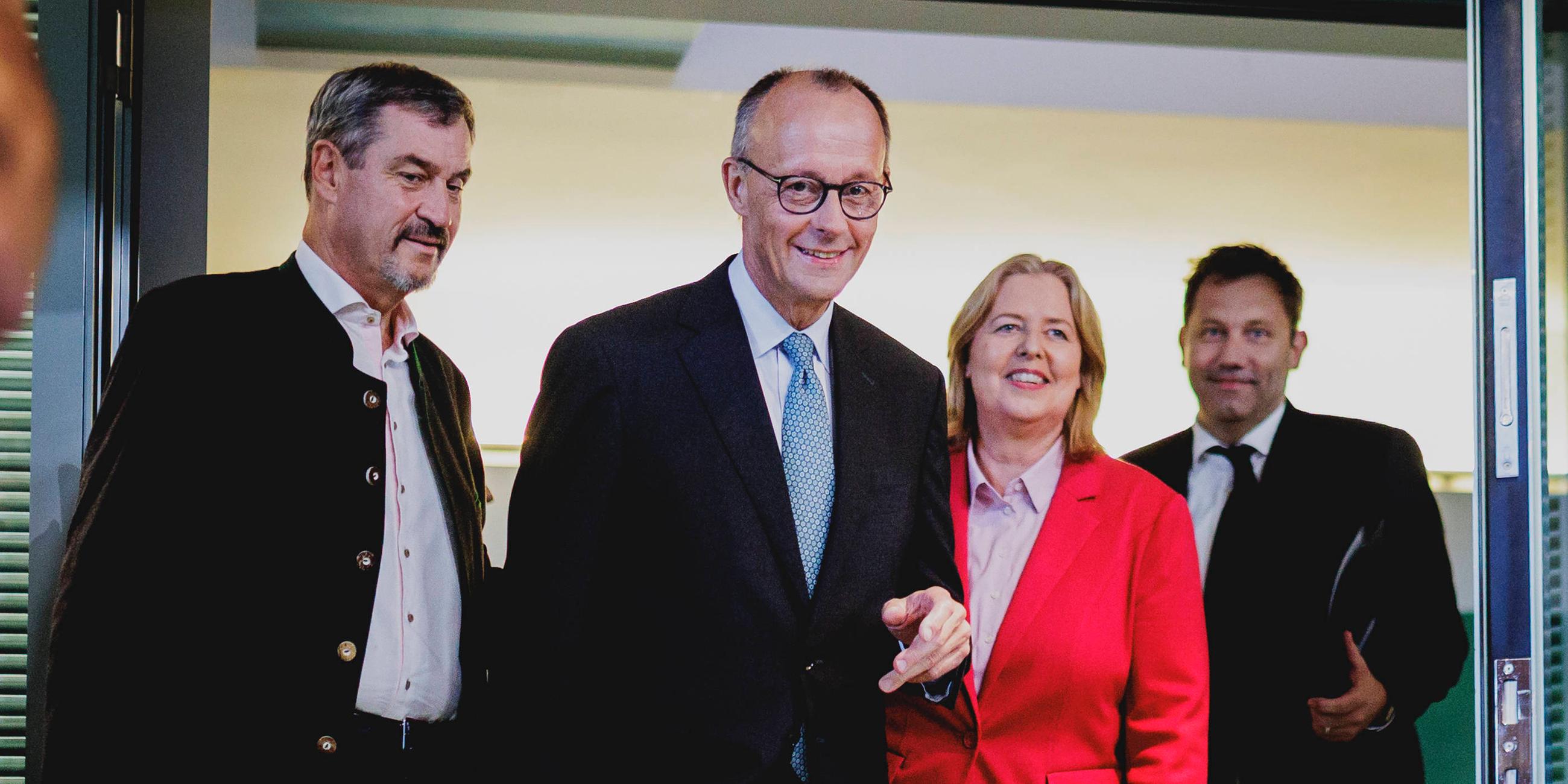 Pressekonferenz nach Koalitionsausschuss mit Söder (v.l.), Merz, Bas und Klingbeil (r)