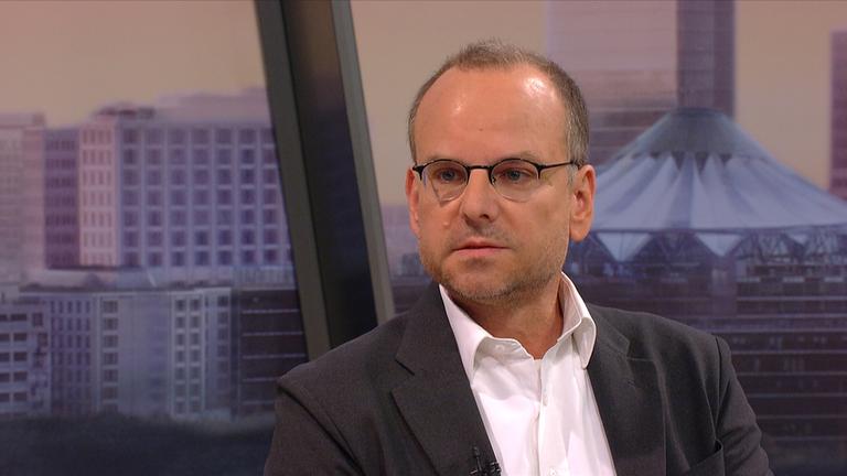 Presseschau mit Tim Szent-Ivanyi