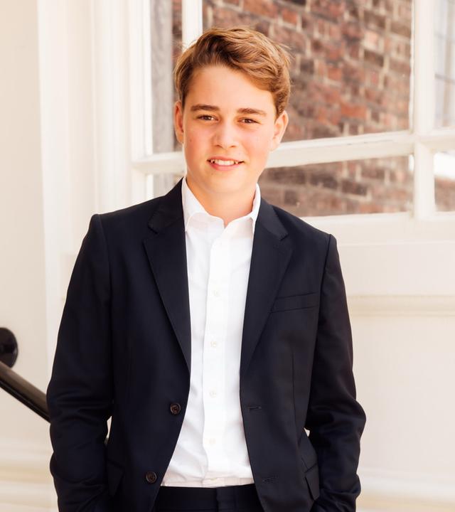 Prince George lächelt in die Kamera