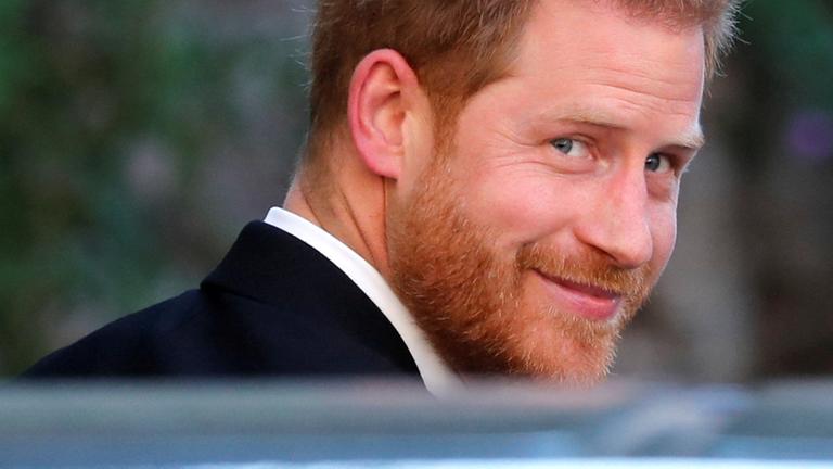 Prinz Harry schmunzelnd