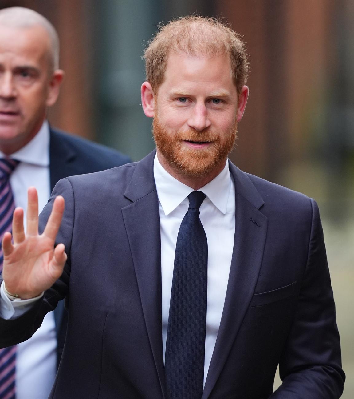 Prinz Harry: Prozess gegen Boulevardpresse