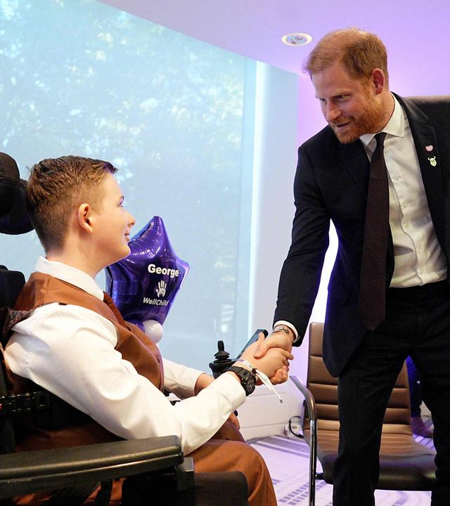 Prinz Harry trifft sich am 21. September 2026 im Rahmen der jährlichen WellChild Awards im Royal Lancaster Hotel in London mit dem Gewinner des „Special Recognitions Award“, George Tappenden.
