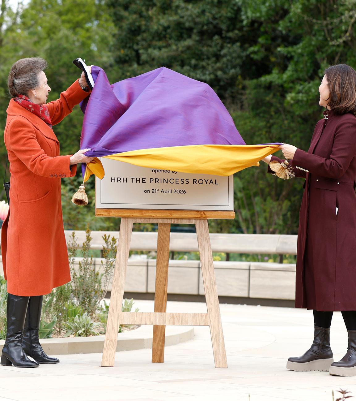 Prinzessin Anne gedenkt Königin Elizabeth II.