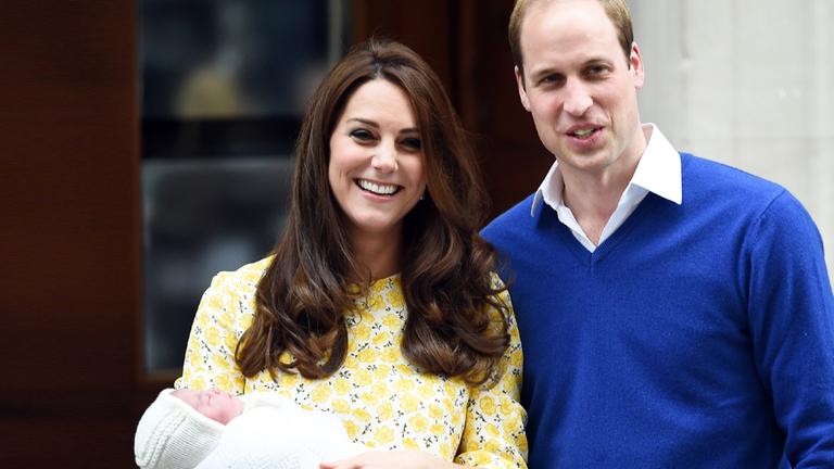 Prinz William und Herzogin Catherine verlassen das St. Mary Hospital, Charlotte schlief. 