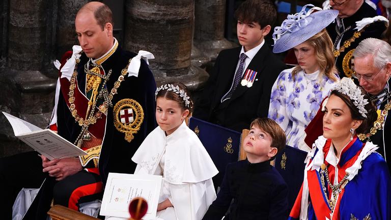Prinzessin Charlotte mit Familie in Westminster Abbey