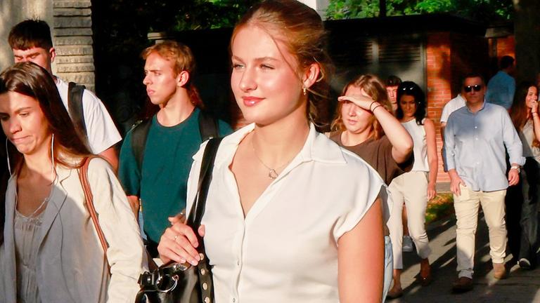 Prinzessin Leonor von Spanien beginnt ihr Studium an der Universität Carlos III in Madrid.