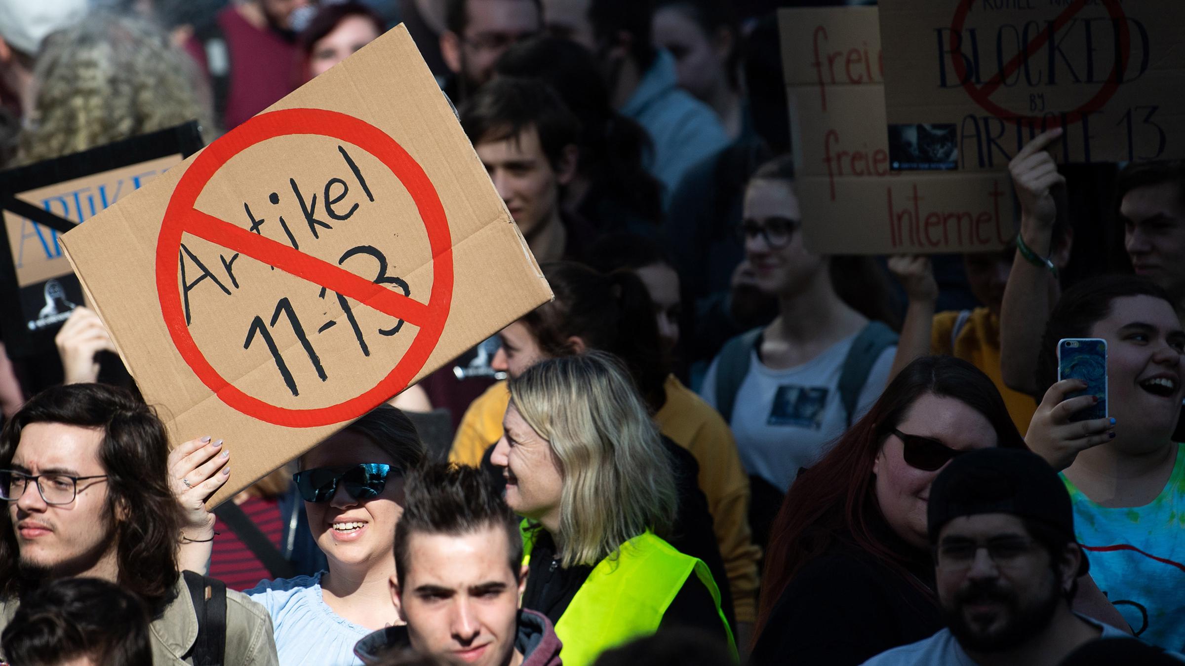 Proteste gegen das neue Urheberrecht am 23.03.2019 in Stuttgart