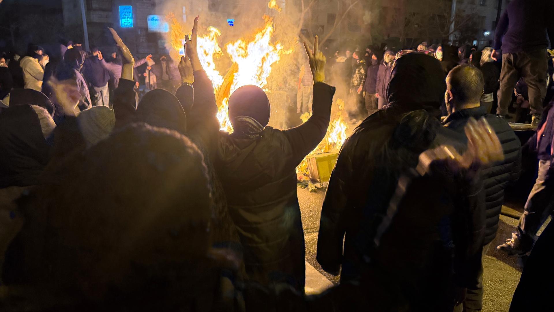Iranische Menschen bei einem Protest am 09.01.2026 in Teheran, Iran.