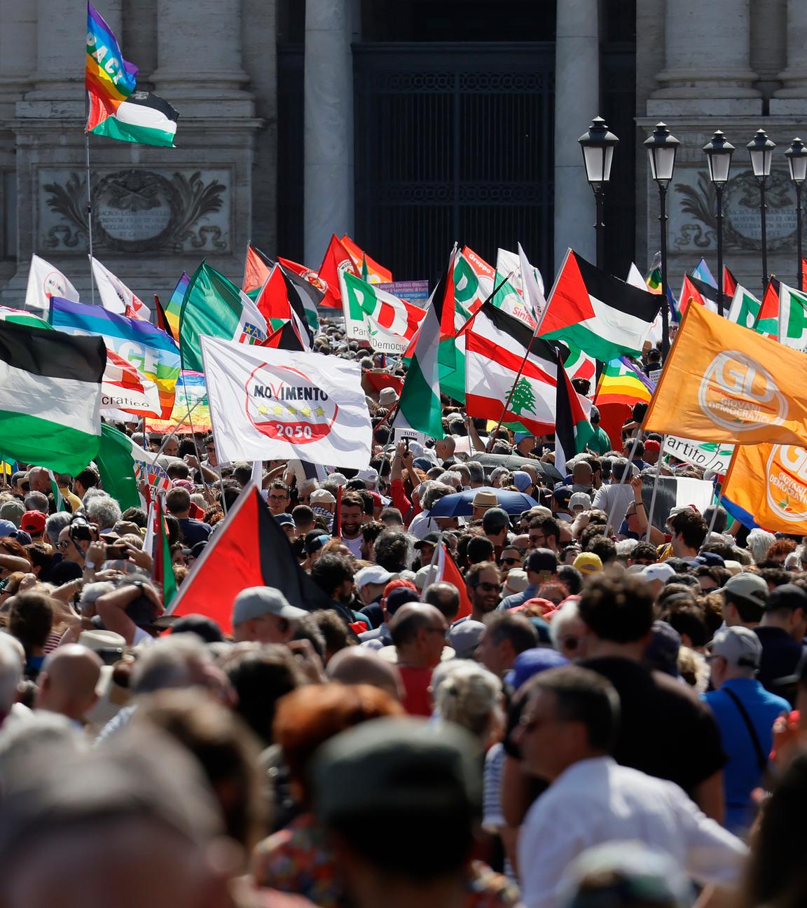 Demonstranten in Rom bei einer Pro-Palästina-Kundgebung