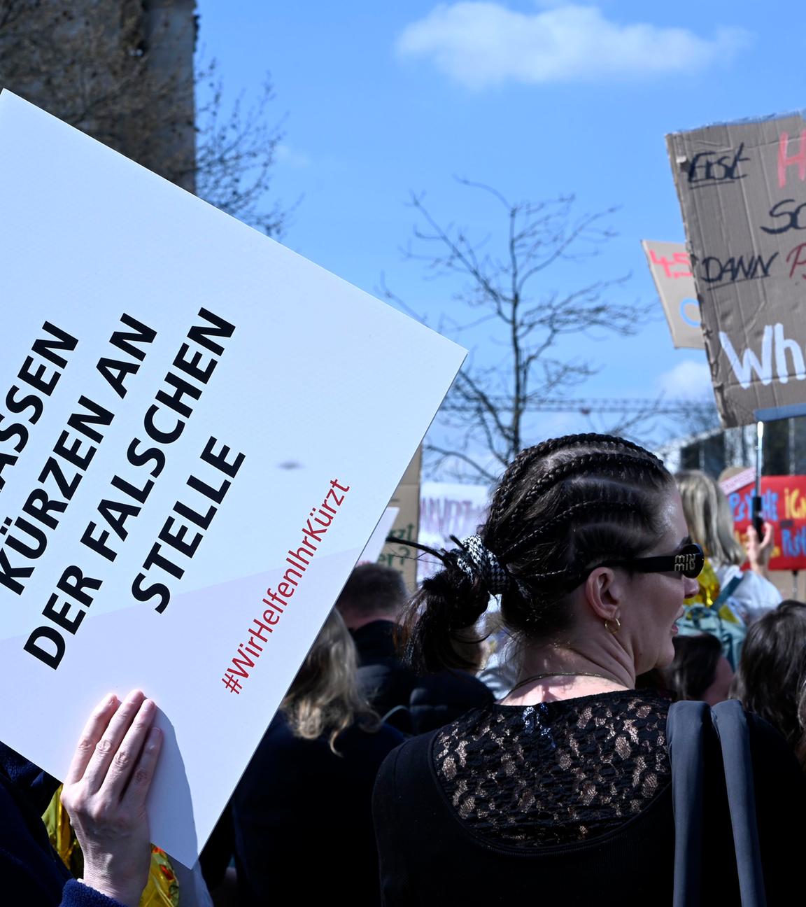 Grossdemonstration von Psychotherapeuten gegen geplante Honorarkuerzungen in Berlin