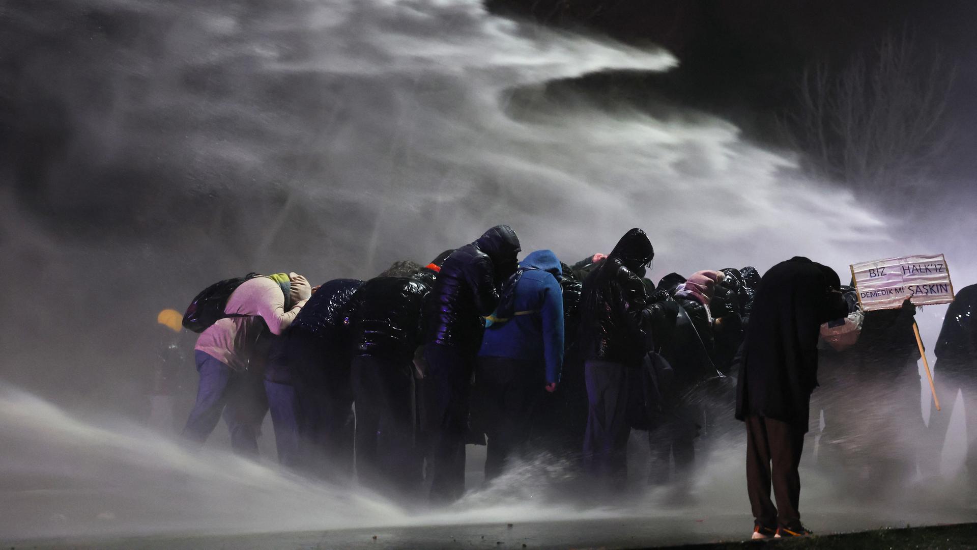 Ankara: Proteste in der Türkei nach der Verhaftung on Ekrem Imamoglu