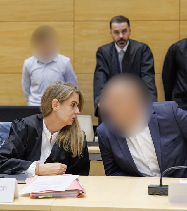 Im vergangenen Februar schossen die Geschwister des getöteten Profiboxers Besar Nimani auf vier Menschen und verletzten diese schwer, nun beginnt der Prozess gegen sie.
