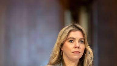 Washinton D.C., USA: Die ehemalige Facebook-Mitarbeiterin Sarah Wynn-Williams sagt vor dem in Washinton Gericht gegen den Meta-Konzern aus.