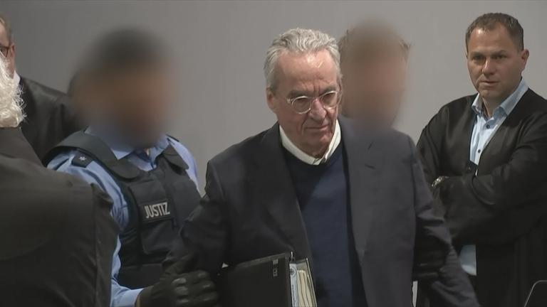 Heinrich XIII. Prinz Reuß vor Gericht