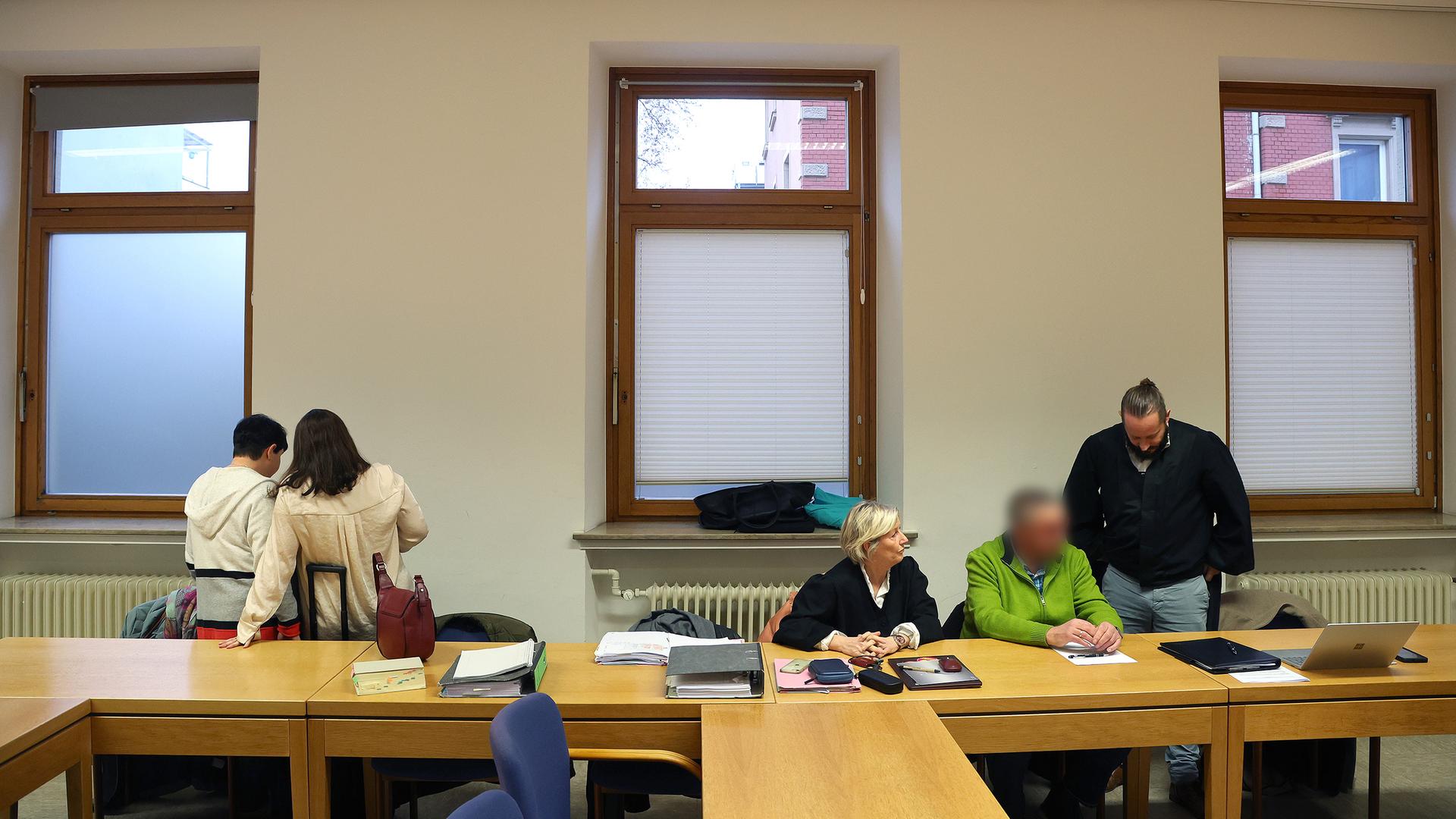 Prozessbeginn in Schweinfurt gegen Eltern, deren Kind an Mangelernährung gestorben ist