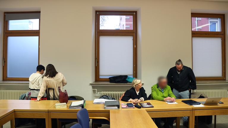 Prozessbeginn in Schweinfurt gegen Eltern, deren Kind an Mangelernährung gestorben ist