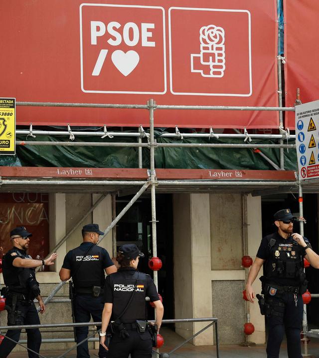 In Madrid gab es einen Polizeieinsatz in der Zentrale der PSOE